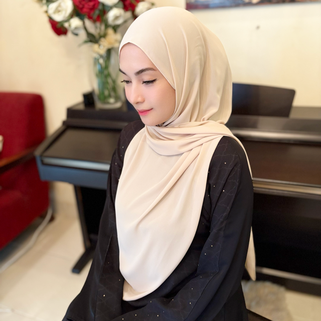 Adaara Plain Cream Nude