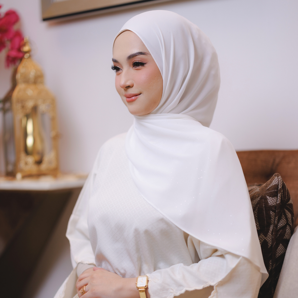 Adaara Glitter Off White